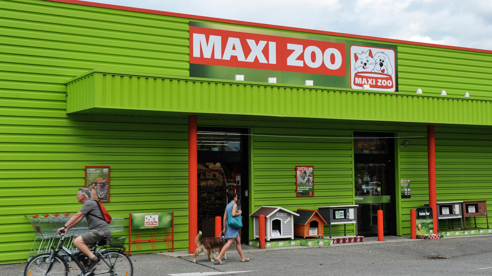 Maxi Zoo monte le son en magasin