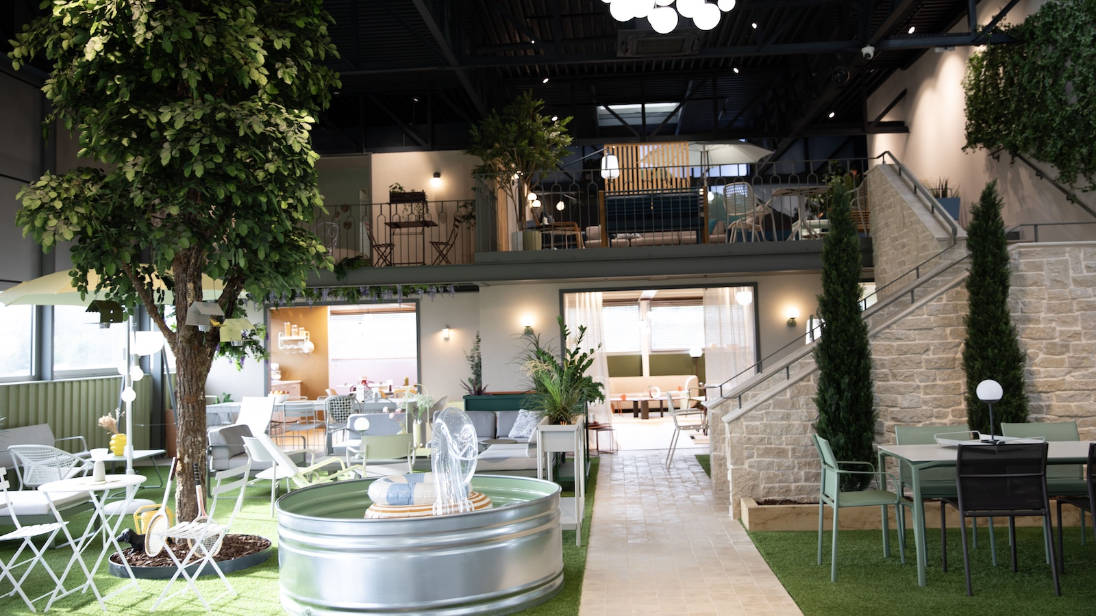 Fermob ouvre sa vitrine immersive