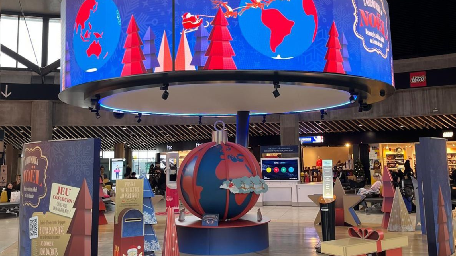 Hula Hoop met l’aéroport de Lyon aux couleurs de Noël.