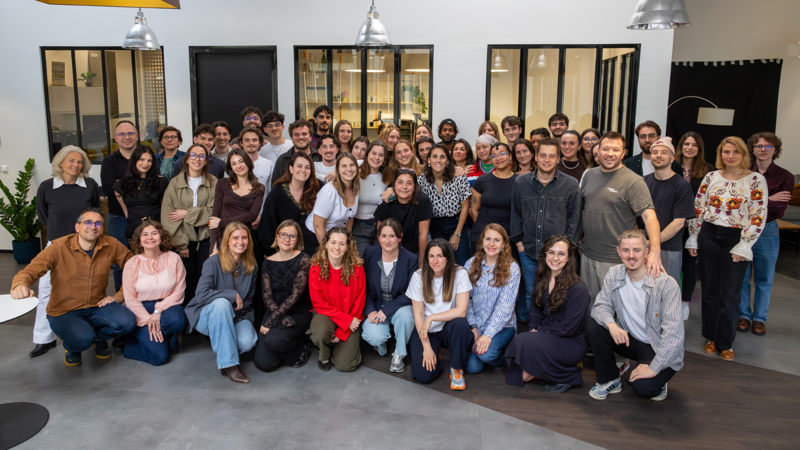 Com’Over ouvre un nouveau chapitre en se rebaptisant « Leveled »