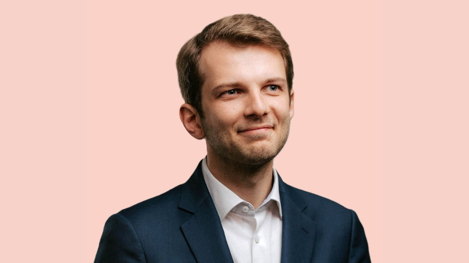Valentin Lungenstrass derrière un site sur les cultures culinaires à Lyon