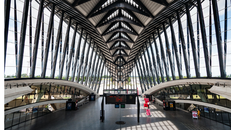 Lyon Aéroport choisit trois agences lyonnaises pour sa communication