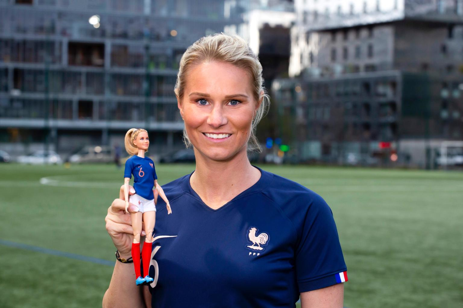 Amandine Henry a une poupée Barbie à son image