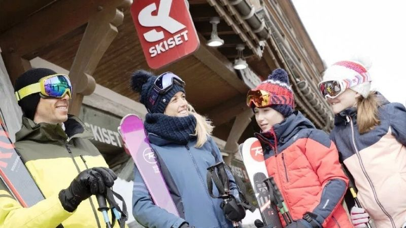 Le groupe Skiset acquiert la marque Skimium