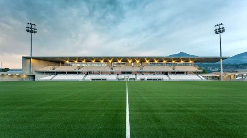 Comment le SOC Rugby séduit ses partenaires avec son nouveau stade