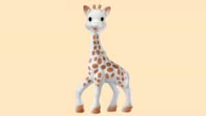 Sophie la girafe, icône du made in France, fabriquée en Chine