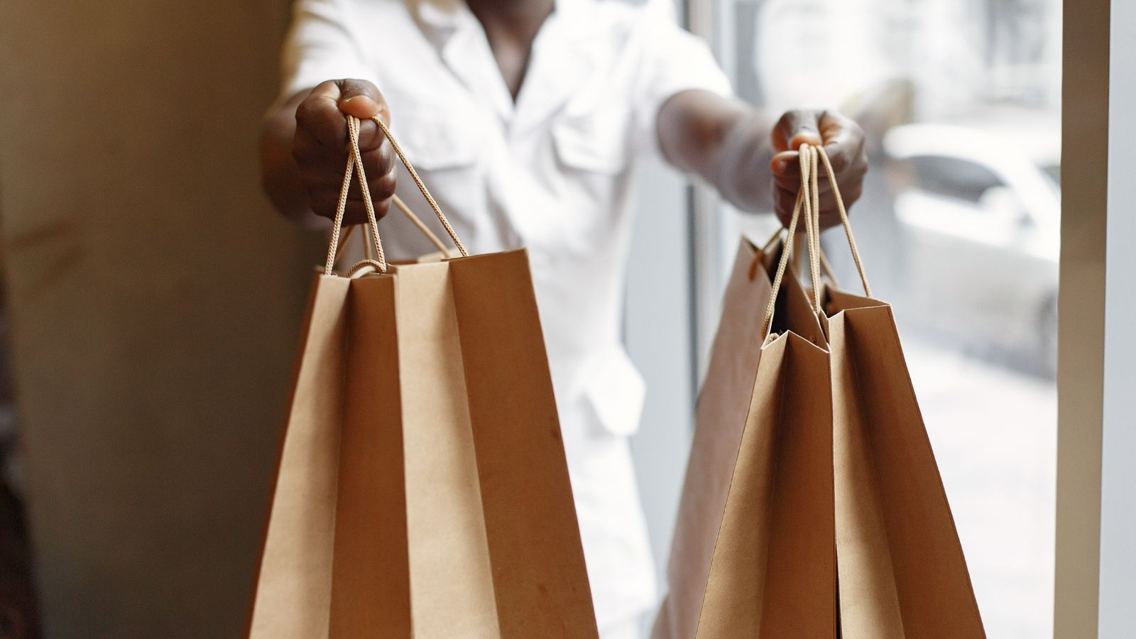 Les commerces indépendants entre résilience et scepticisme face aux JO