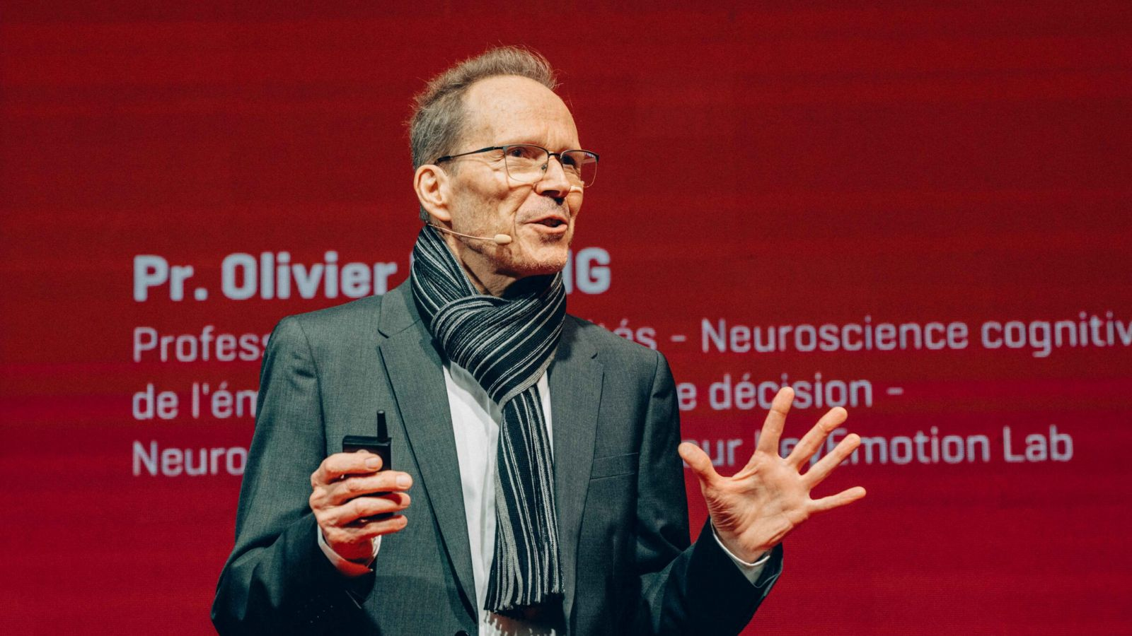 Olivier Koenig : « L'attention n'est pas un système unitaire et indifférencié »