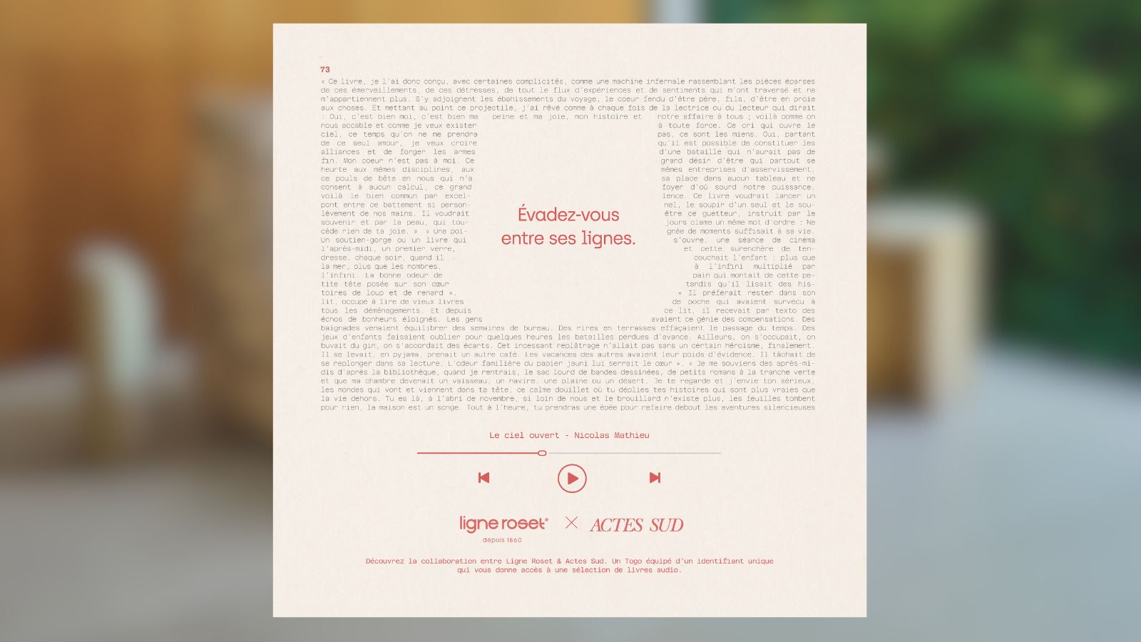 Ligne Roset et Actes Sud inventent le canapé-bibliothèque