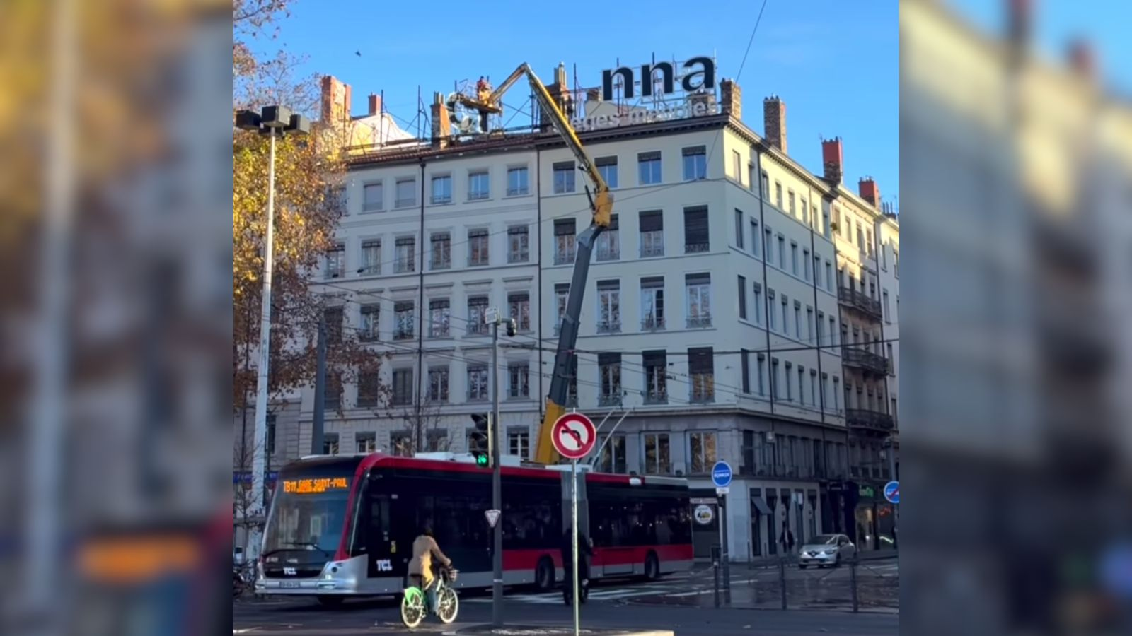 Lyon éteint discrètement sa dernière enseigne lumineuse