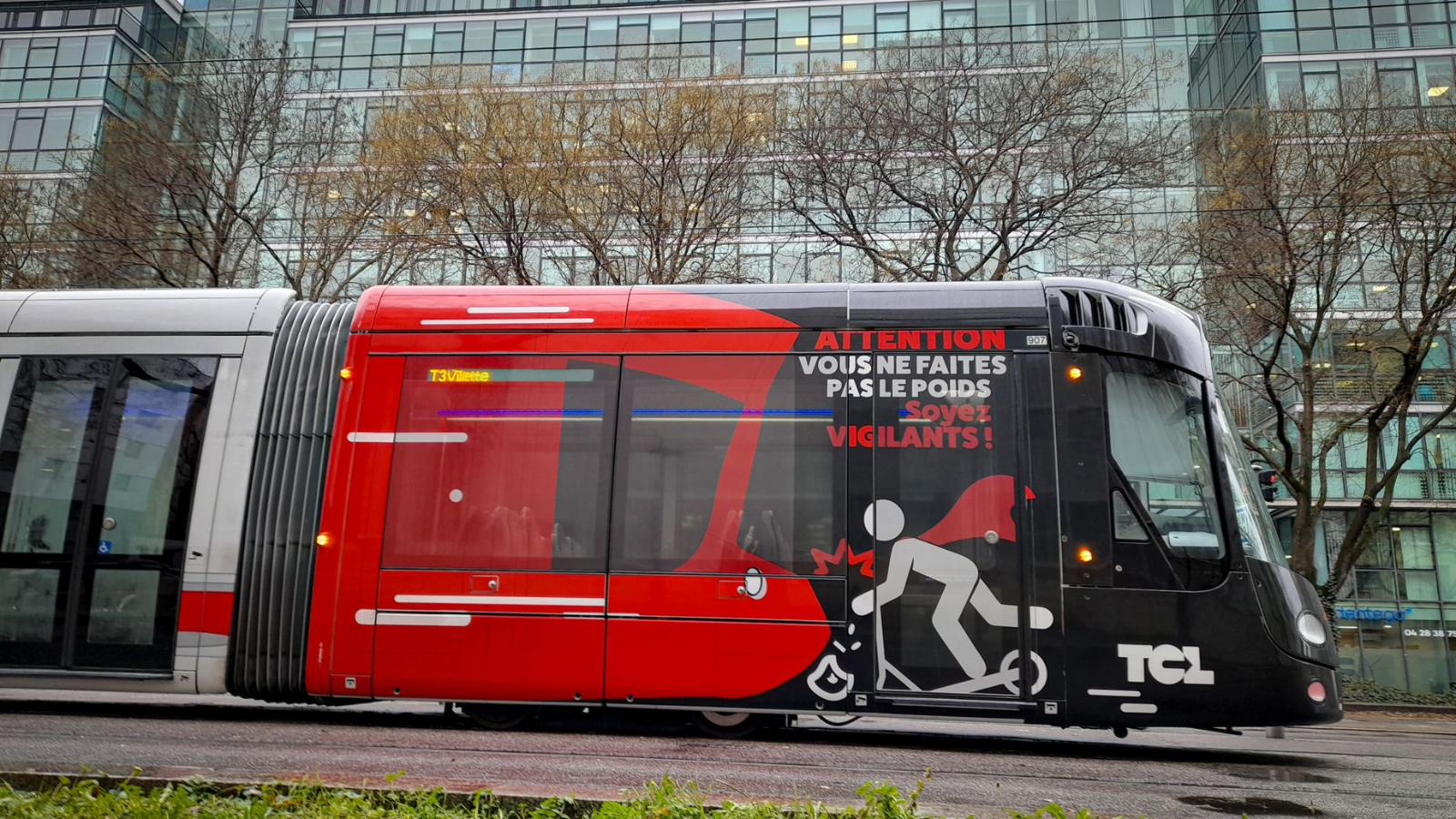 Bigbang Communication signe la campagne de sécurité sur les tramways lyonnais