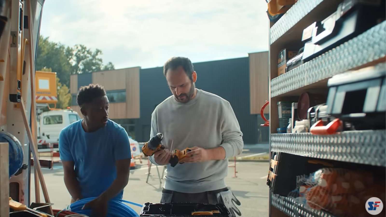 Screwfix apprend à maîtriser sa prononciation avec Nouveau Monde