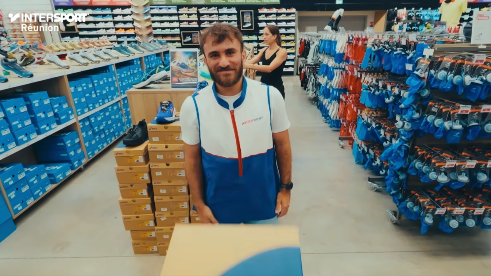 Lorbac Productions fait la pub d’Intersport Réunion