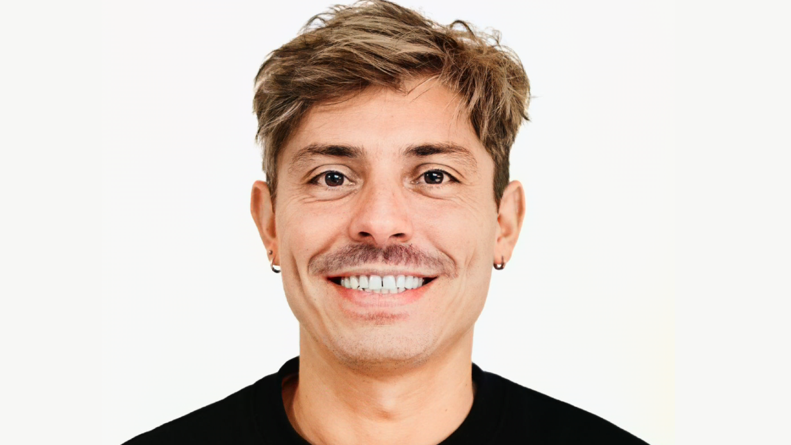 Thomas Fouillet s’installe chez Signature Communication