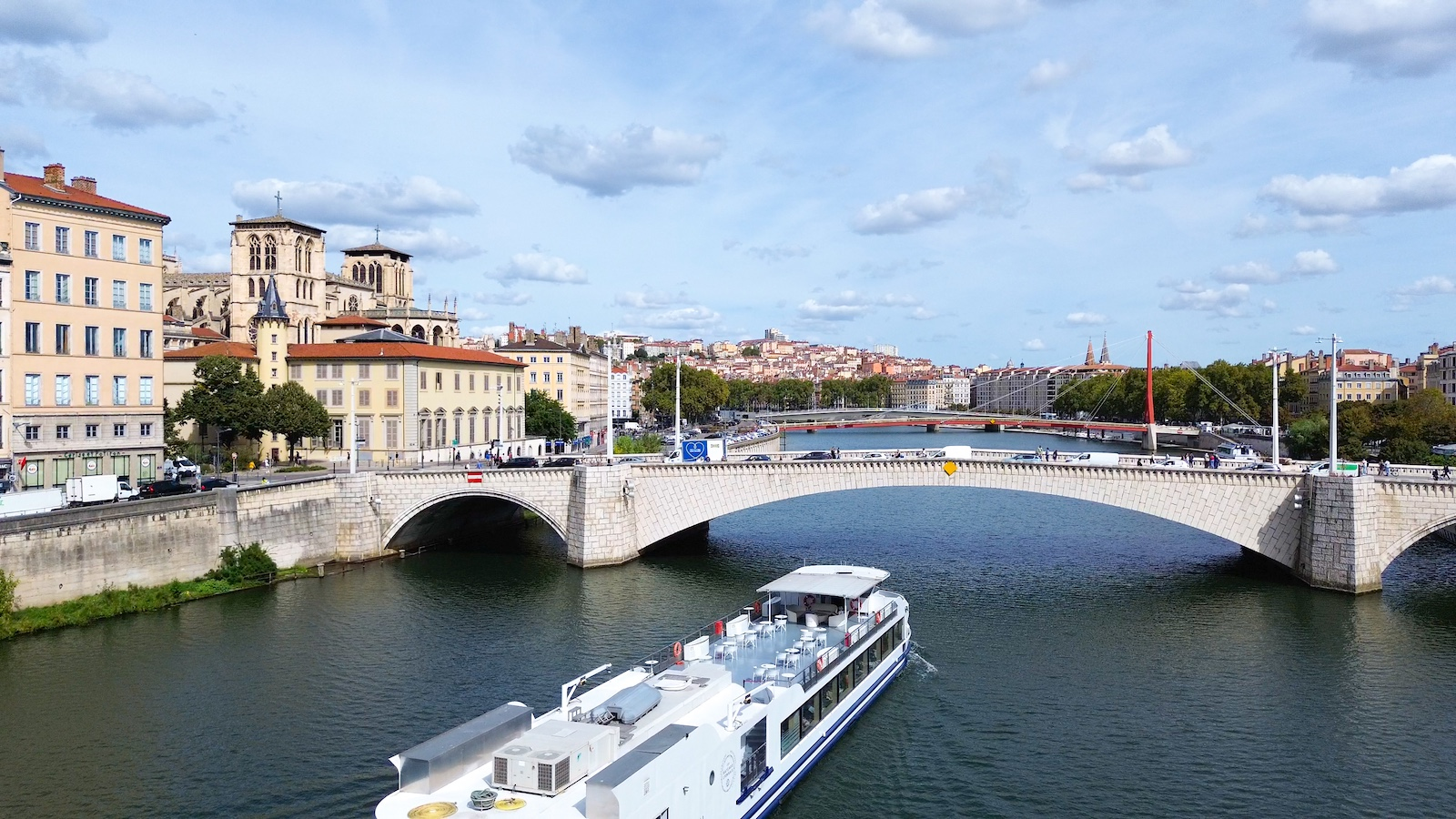Les Bateaux Lyonnais changent de port d'attache