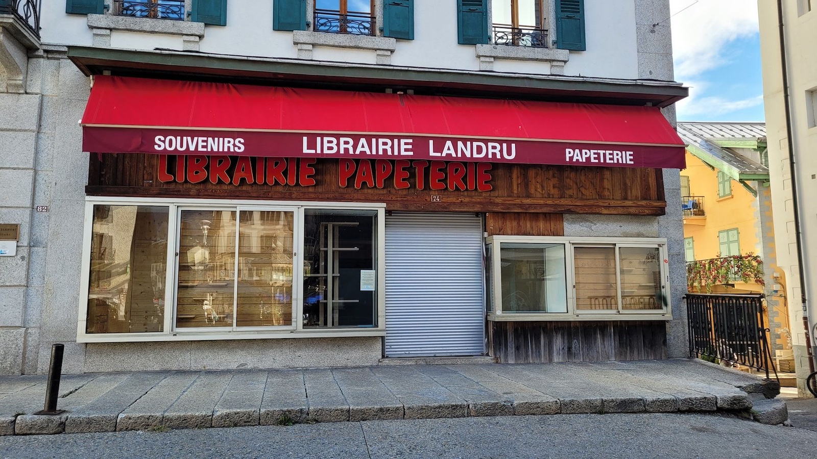À Chamonix, la librairie Landru tire sa révérence après un siècle d'existence
