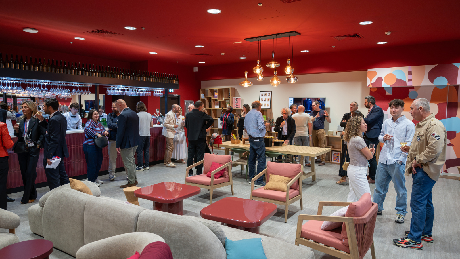 Maison Nicolas révèle un nouvel espace VIP au Groupama Stadium