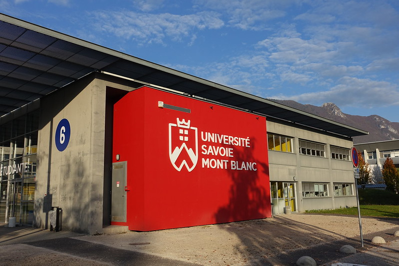 « J’ai craqué… mais je n’en suis pas fier » : une universitaire savoyarde récompensée